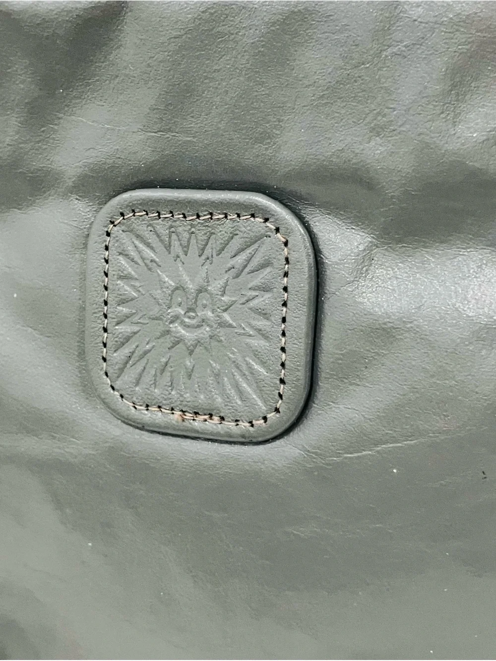 Vtg Anne Klein Gray Leather Clutch/Wristlet w/ Cloth Liner
